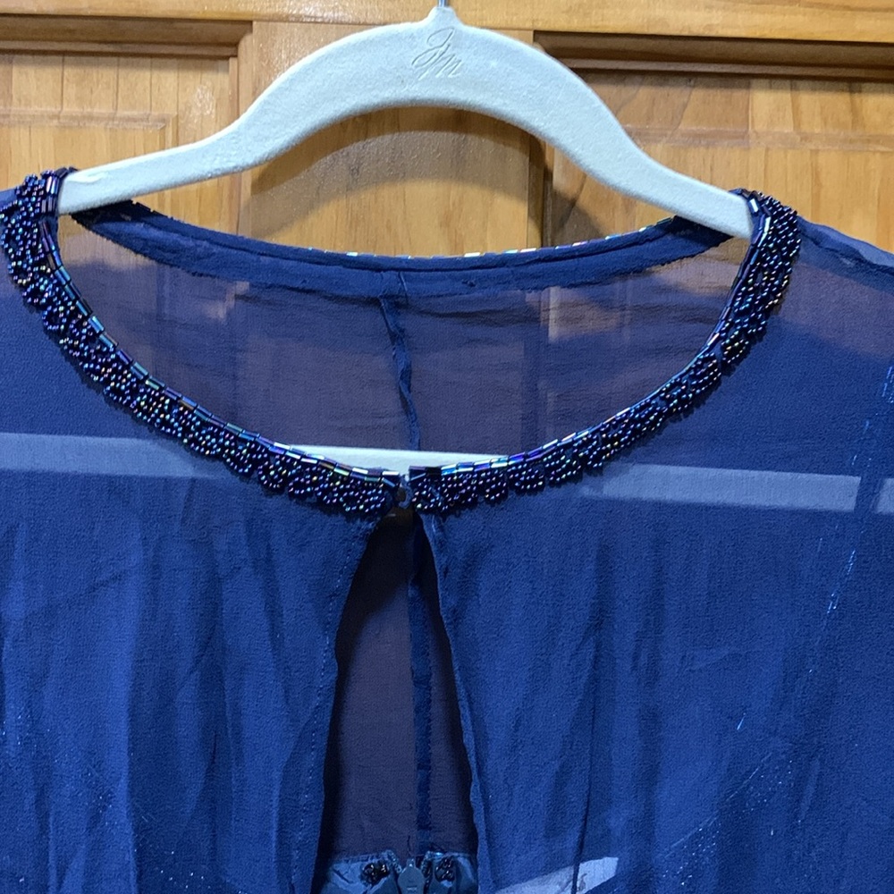 Dress - Picture 3 of 10